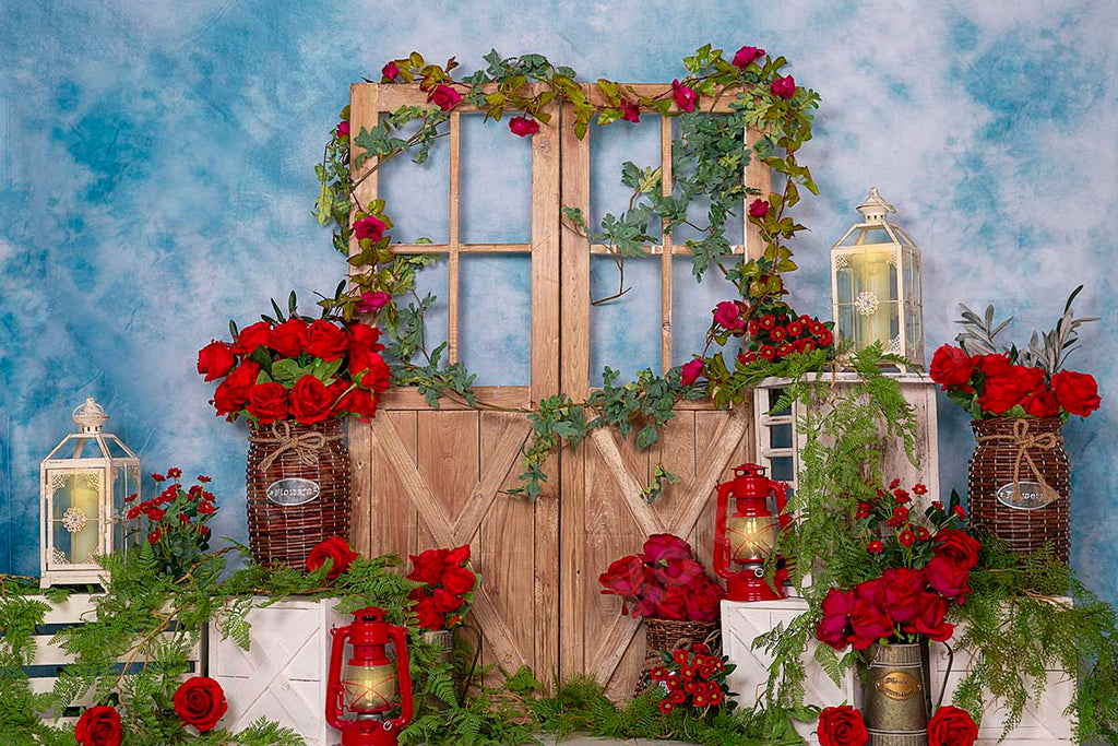 Kate Primavera / día de la madre Rosa roja Flores Puerta Fondo azul Diseñado por Emetselch