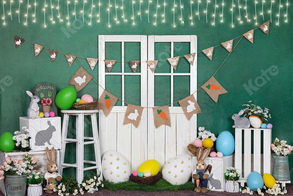 Kate Huevo de Pascua Conejito Linterna Puerta blanca Fondo verde Diseñado por Emet Selch