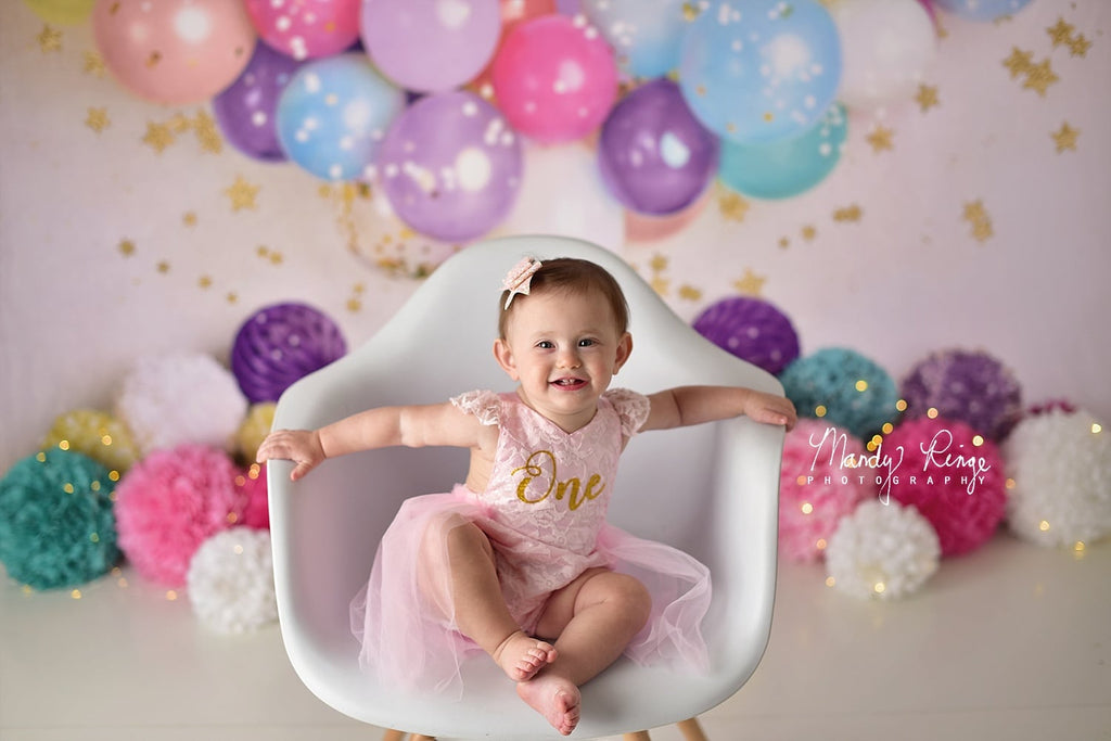 Fondo de globos y estrellas de cumpleaños de Kate diseñado por Mandy Ringe Photography