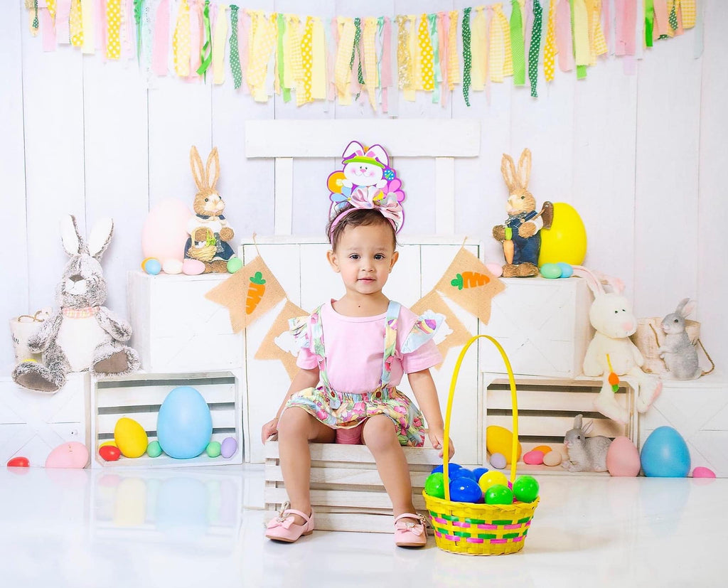 Kate Fondo de soporte de huevo de conejito de Pascua blanco diseñado por Emetselch