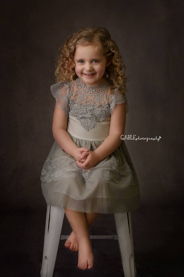 Katebackdrop：Kate Around Cold Black, Green and Light Middle Gray Abstract Textured Backdrop