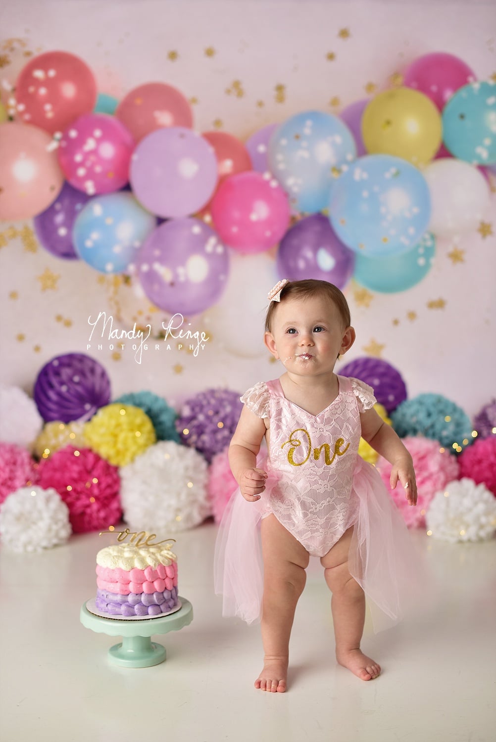 Fondo de globos y estrellas de cumpleaños de Kate diseñado por Mandy Ringe Photography