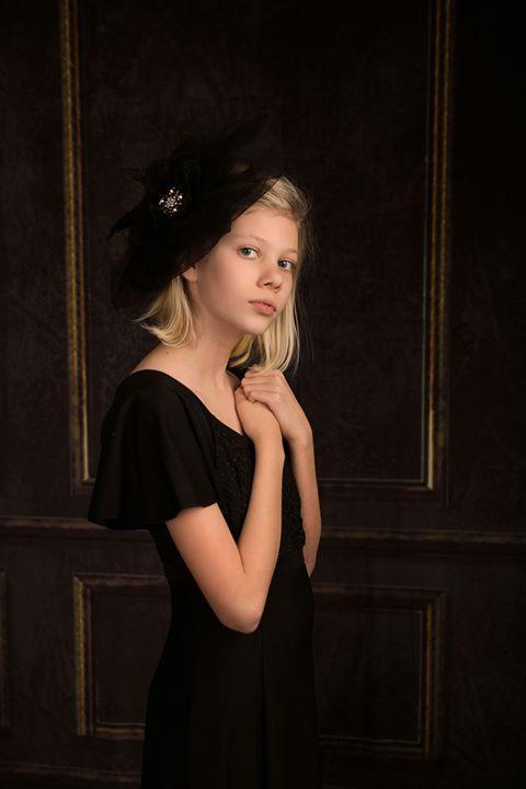 Katebackdrop：Kate Elegant Retro Black Wall door Backdrop