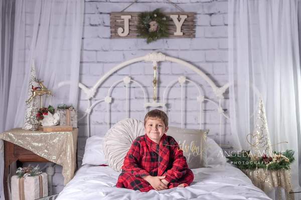 Cargar imagen en el visor de la galería, Katebackdrop£ºKate Christmas Headboard Mattress Backdrop Designed By Angela Marie Photography