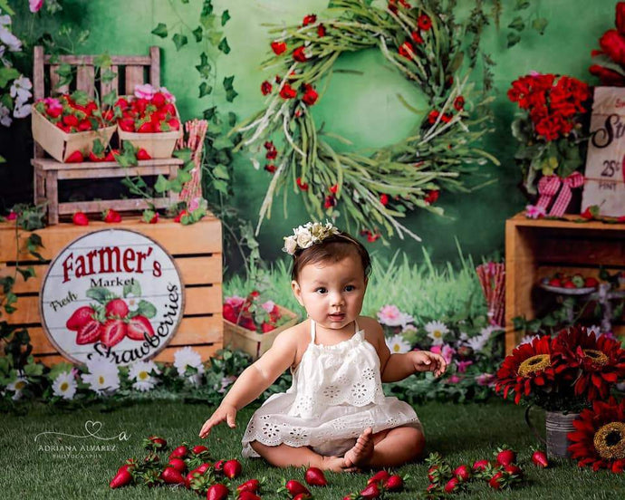 Katebackdrop：Kate Summer Strawberry and White Flower Green Leaves With Banners Birthday Backdrop