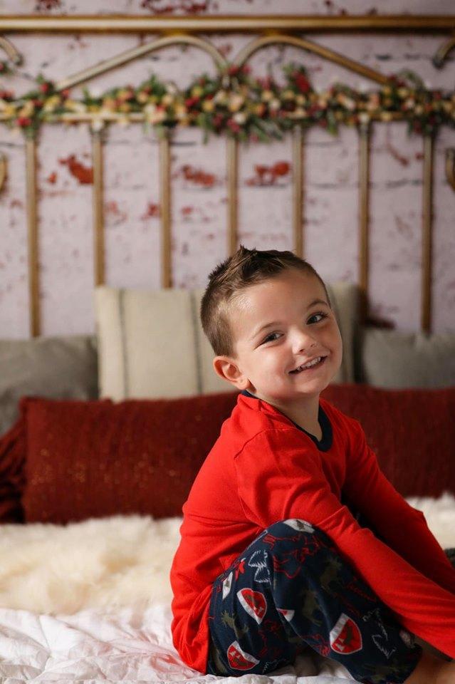Katebackdrop：Kate Christmas Brass Headboard Backdrop for Photography Designed By Erin Larkins
