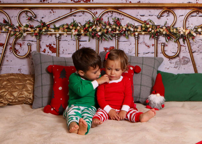 Katebackdrop：Kate Christmas Brass Headboard Backdrop for Photography Designed By Erin Larkins