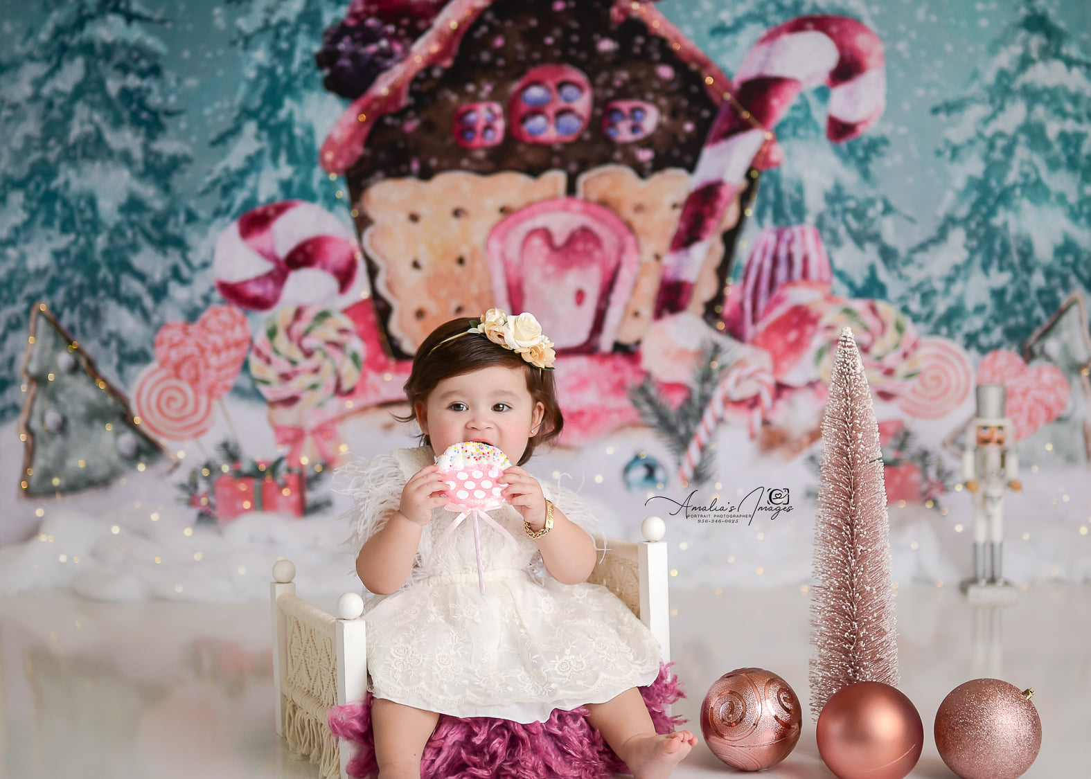 Cargar imagen en el visor de la galería, Kate Fondo de cacao caliente de pan de jengibre de azúcares navideños para fotografía Navidad