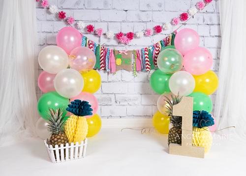 Kate Cake Smash Backdrop Piña Primer cumpleaños diseñado por Angela Marie Photography