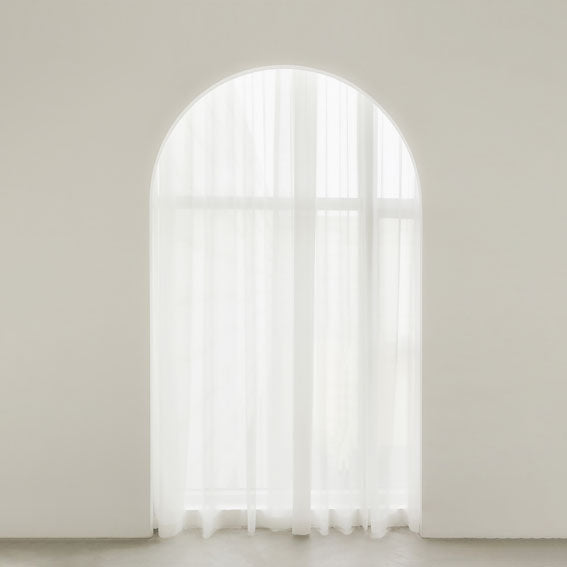 Kate Ventana blanca con fondo interior Diseñado por Jia Chan Photography