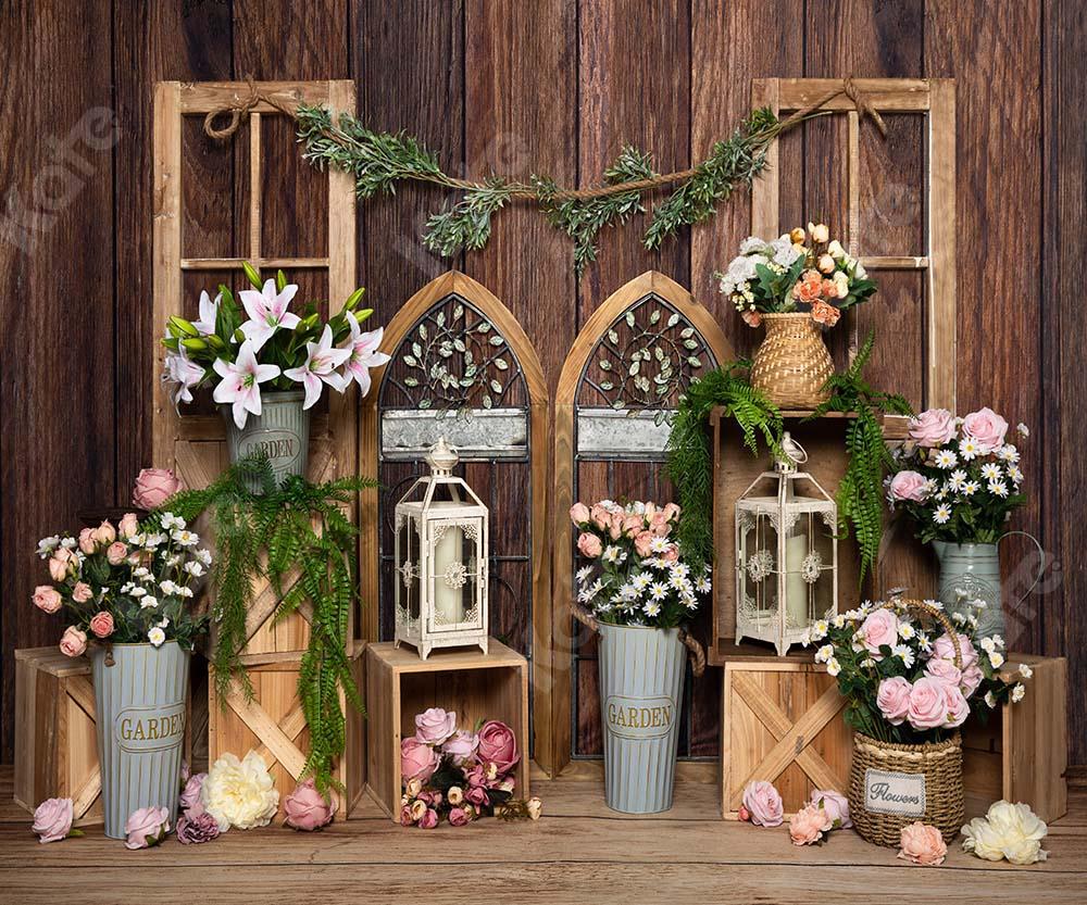 Kate Flores de primavera Puerta de madera Ventana Telón de fondo marrón Diseñado por Emetselch