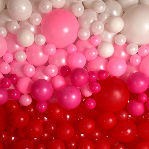 Kate Telón de fondo de pared de globos de San Valentín para fotografía diseñado por Mandy Ringe Photography