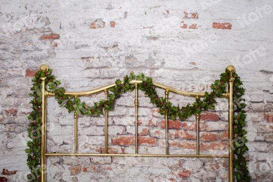 Katebackdrop：Kate Half Brass Bed with Ivy Headboard Brick Wall Backdrop Designed by Pine Park Collection