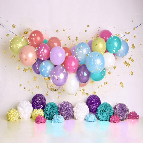 Fondo de globos y estrellas de cumpleaños de Kate diseñado por Mandy Ringe Photography