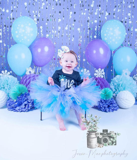 Kate Fondo de cumpleaños púrpura de onederland de invierno diseñado por Mandy Ringe Photography
