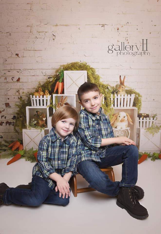 Katebackdrop£ºKate Easter Bunnies with Brick Backdrop Designed By Mandy Ringe Photography