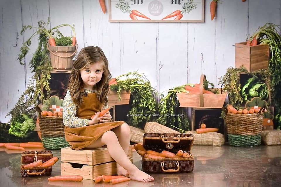 Katebackdrop：Kate Carrot Patch Easter Backdrop Designed by Megan Leigh Photography