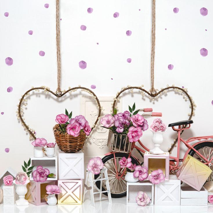 Cargar imagen en el visor de la galería, Kate Corazones de hilo de perlas Cake Smash día de San Valentín Telón de fondo diseñado por Mini MakeBelieve