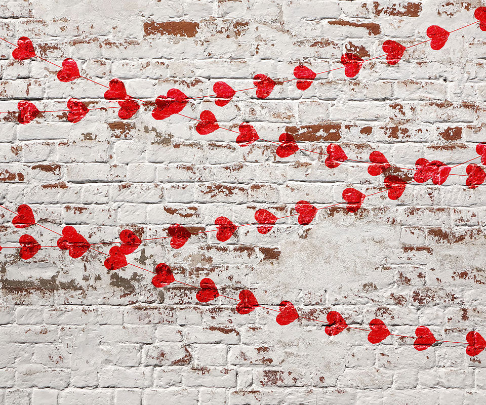 Cargar imagen en el visor de la galería, Kate Pared de ladrillo blanco con corazones rojos Fondo de San Valentín para fotografía diseñado por Jerry_Sina
