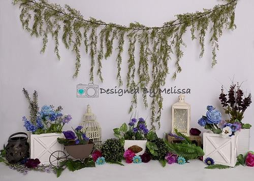 Kate Flores azules y violetas Jardín Telón de fondo para fotografía diseñado por Melissa King