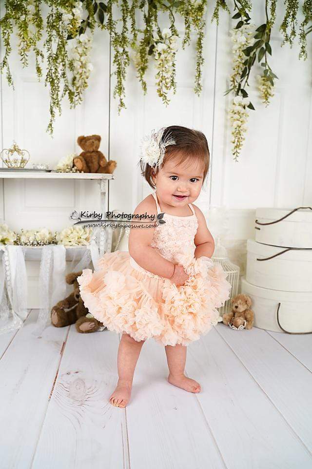 Cargar imagen en el visor de la galería, Katebackdrop£ºKate Teddy Bear Vintage Florals Spring Backdrop designed by Arica Kirby