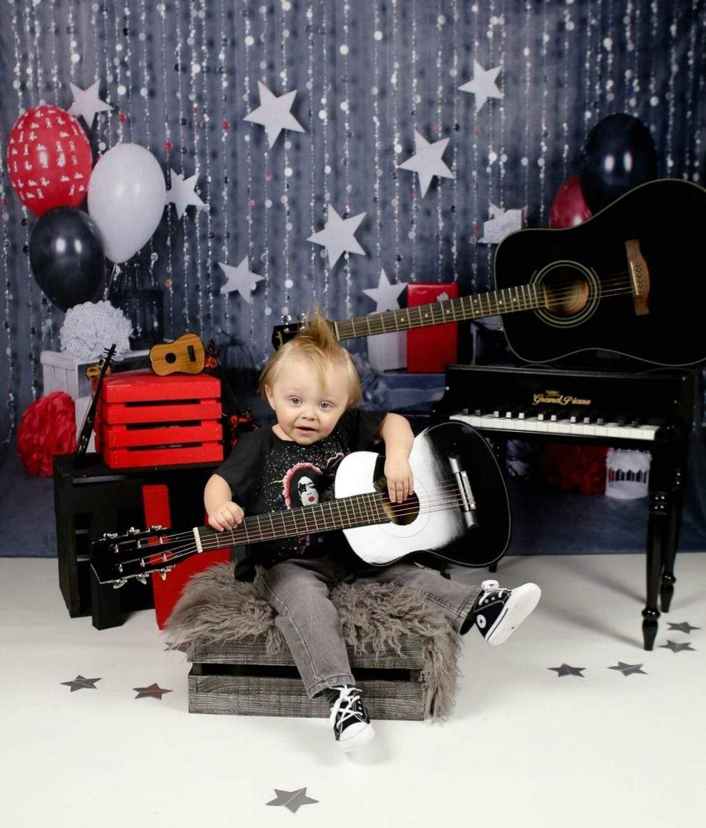 Katebackdrop：Kate rock star 1st birthday boy backdrop designed by studio gumot
